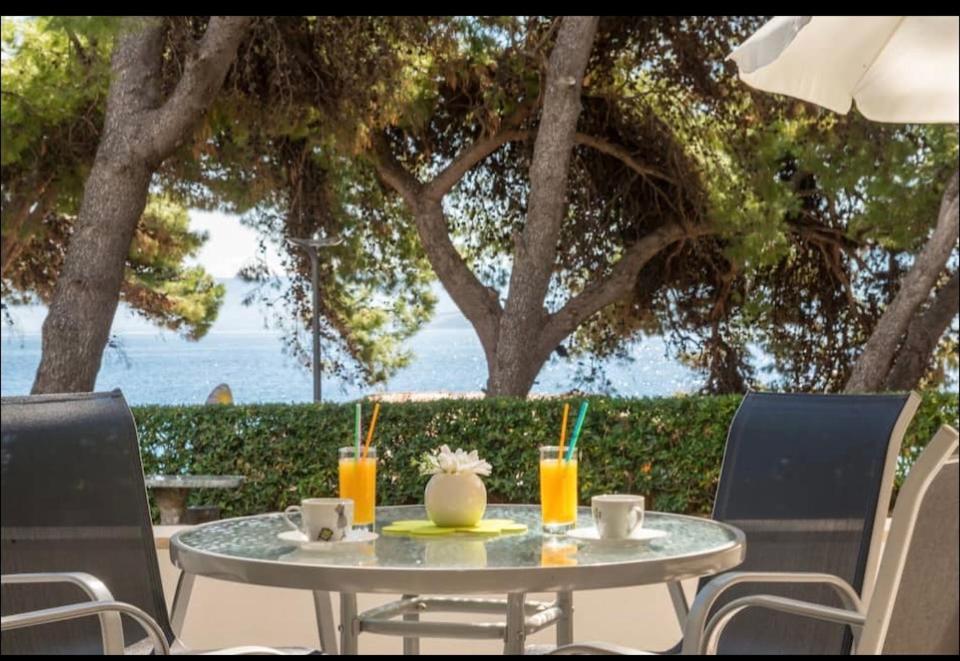 Apartment Promenade Zlatni Rat Bol Exterior photo