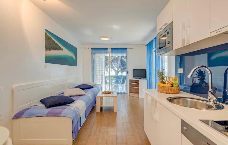 Apartment Promenade Zlatni Rat Bol Exterior photo